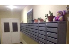 Сдается 2-комнатная квартира в хорошем районе.